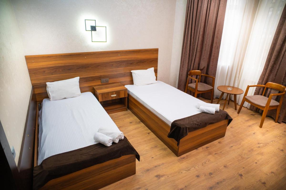Image 6 of Consul Hotel