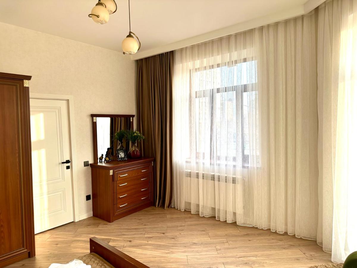 Image 2 of Elegant Stay in Downtown Baku