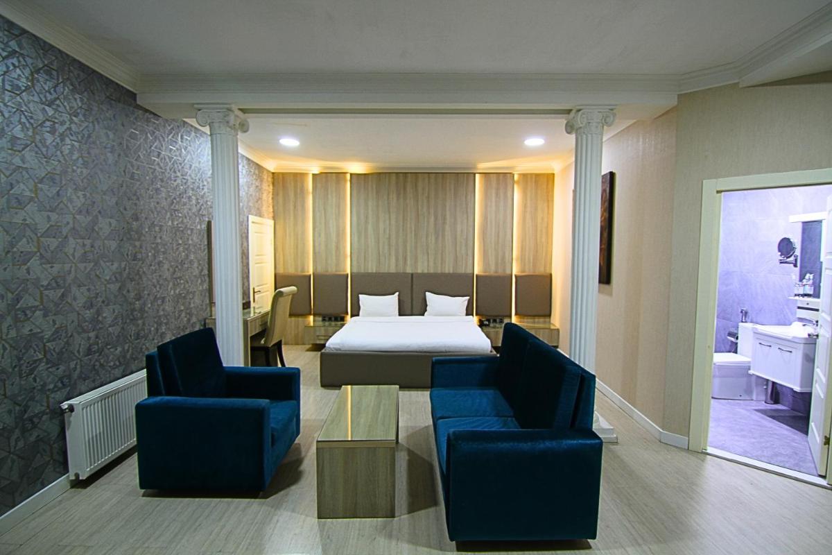 Image 2 of Empire Baku Hotel