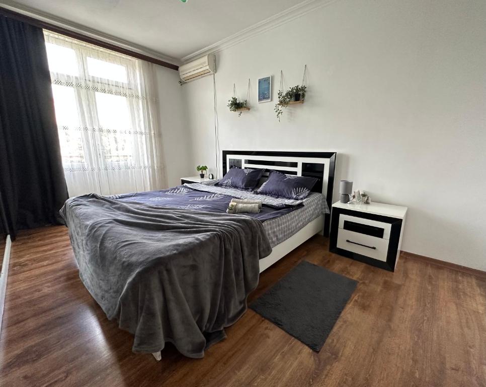 Image of Fountain Boulevard Apartment