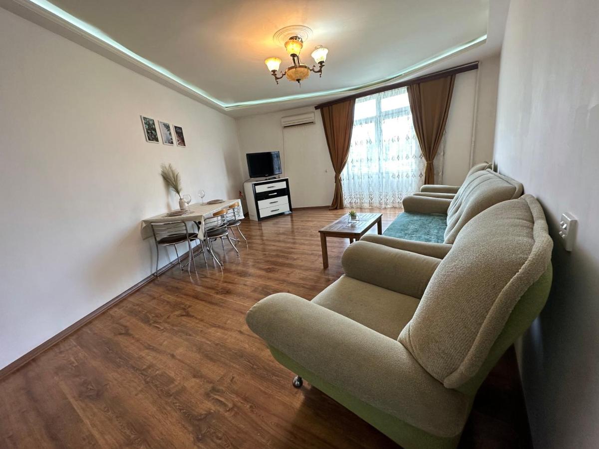Image 4 of Fountain Boulevard Apartment