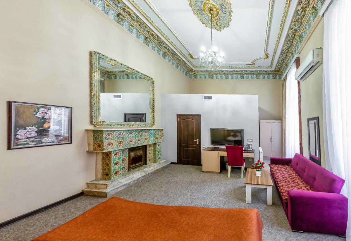 Image 2 of Garden Inn by NHG