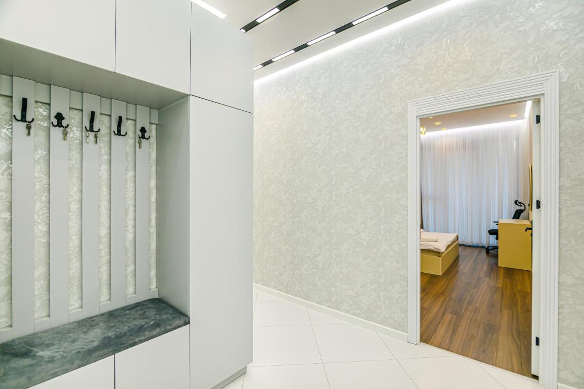 Image 2 of Green Island Apartment