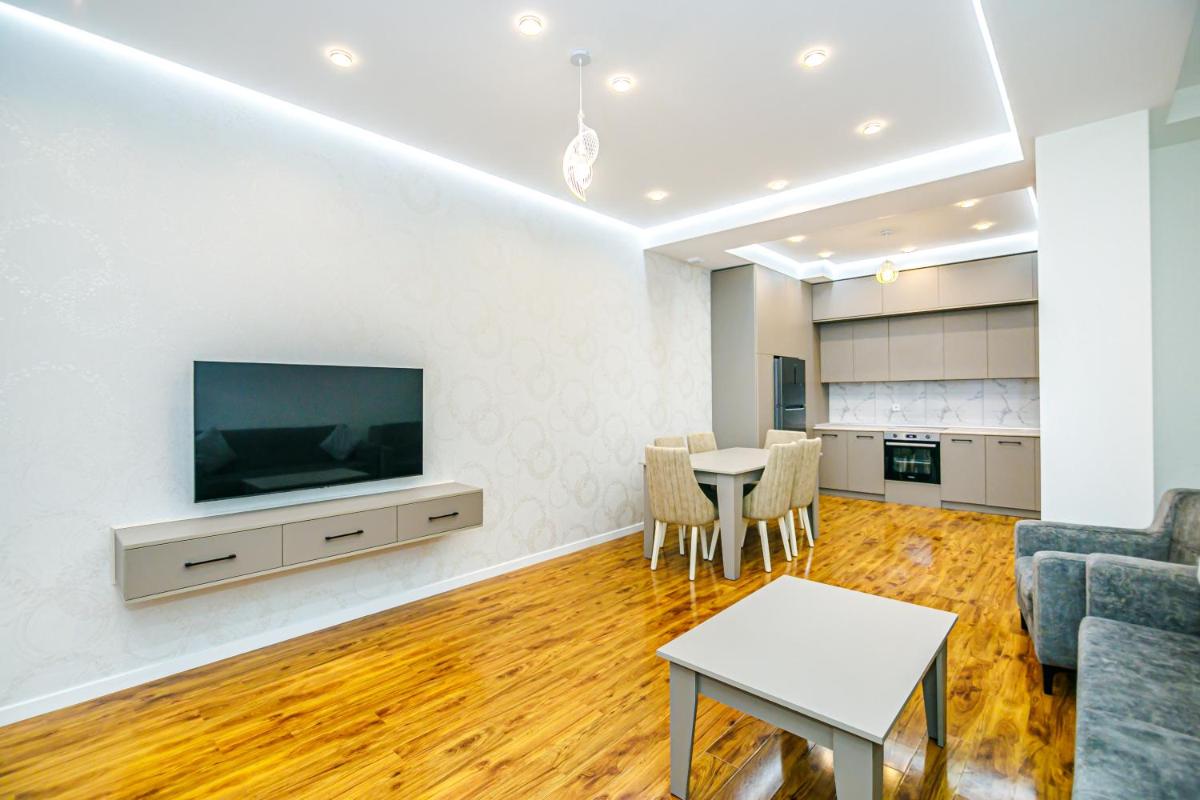 Image 4 of Green Island Apartment