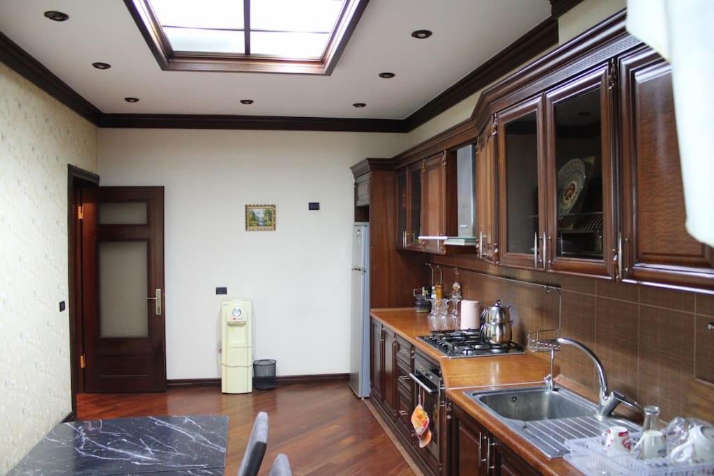 Image 2 of Happy apartment
