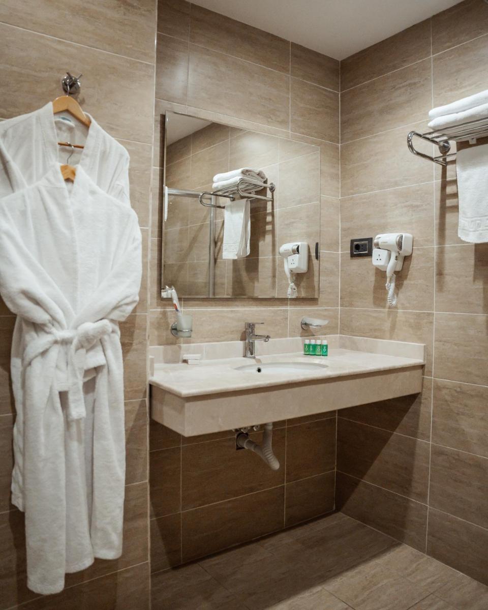 Image 3 of Hotel Diamond