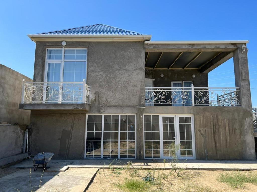 Image 5 of House