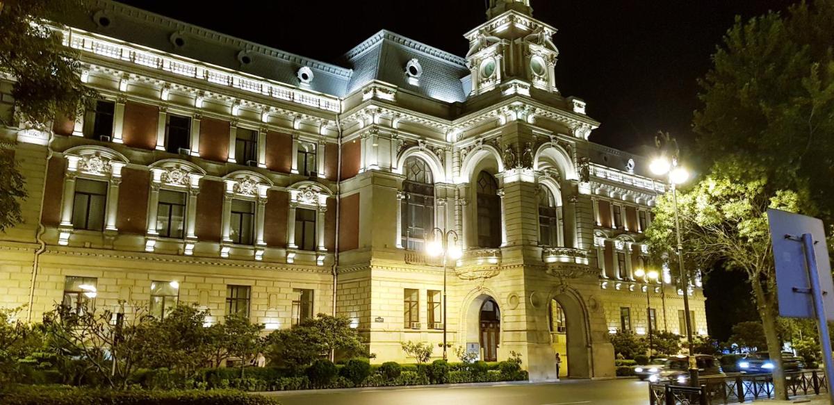 Image 1 of LUXOR Central Baku Apartmen on Nizami Street