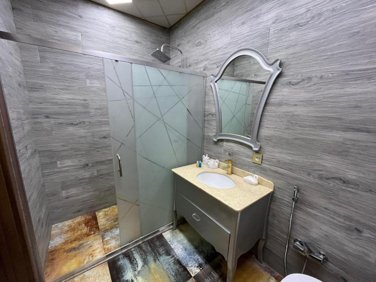 Image 1 of Luxury Apartment in Grand Hayat Complex
