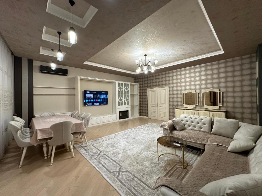 Image of Luxury Residence by Bakuapart