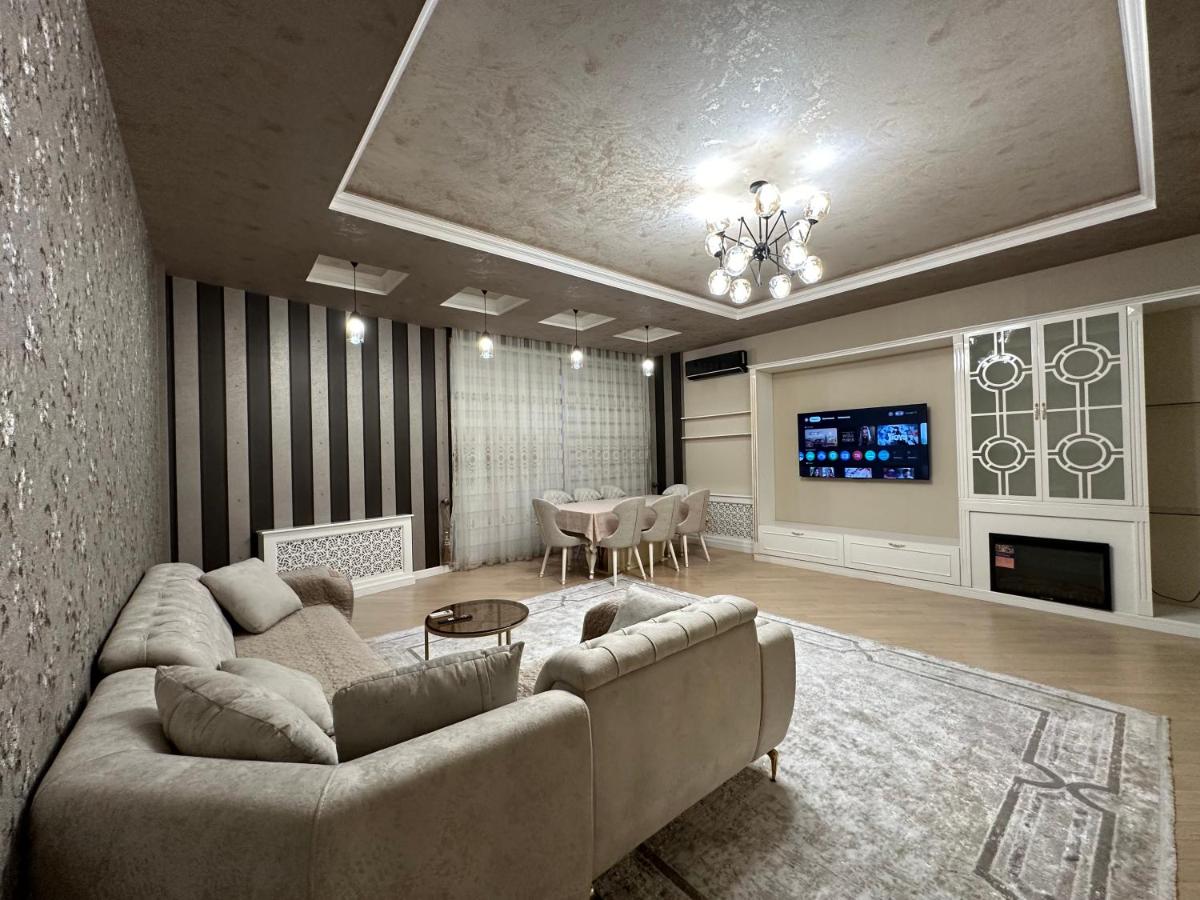 Image 4 of Luxury Residence by Bakuapart