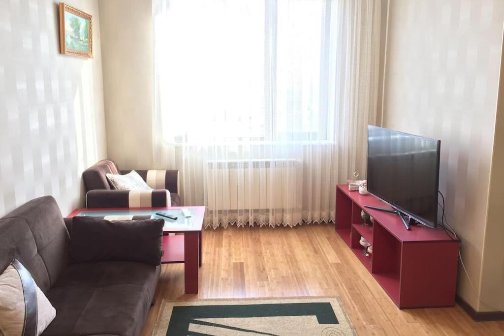 Image 1 of Modern & Spacious Apartment