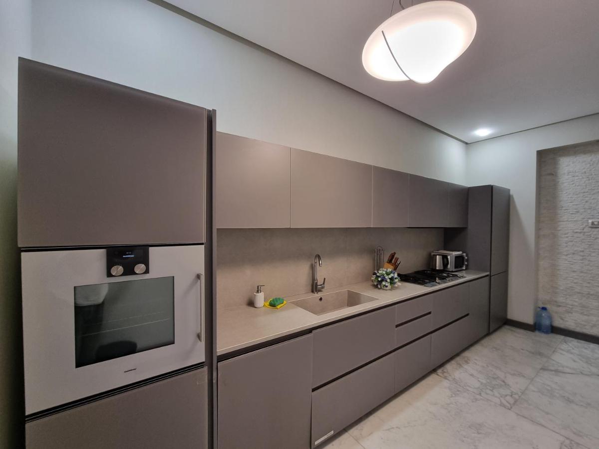 Image 3 of Modern apartment by Bakuapart