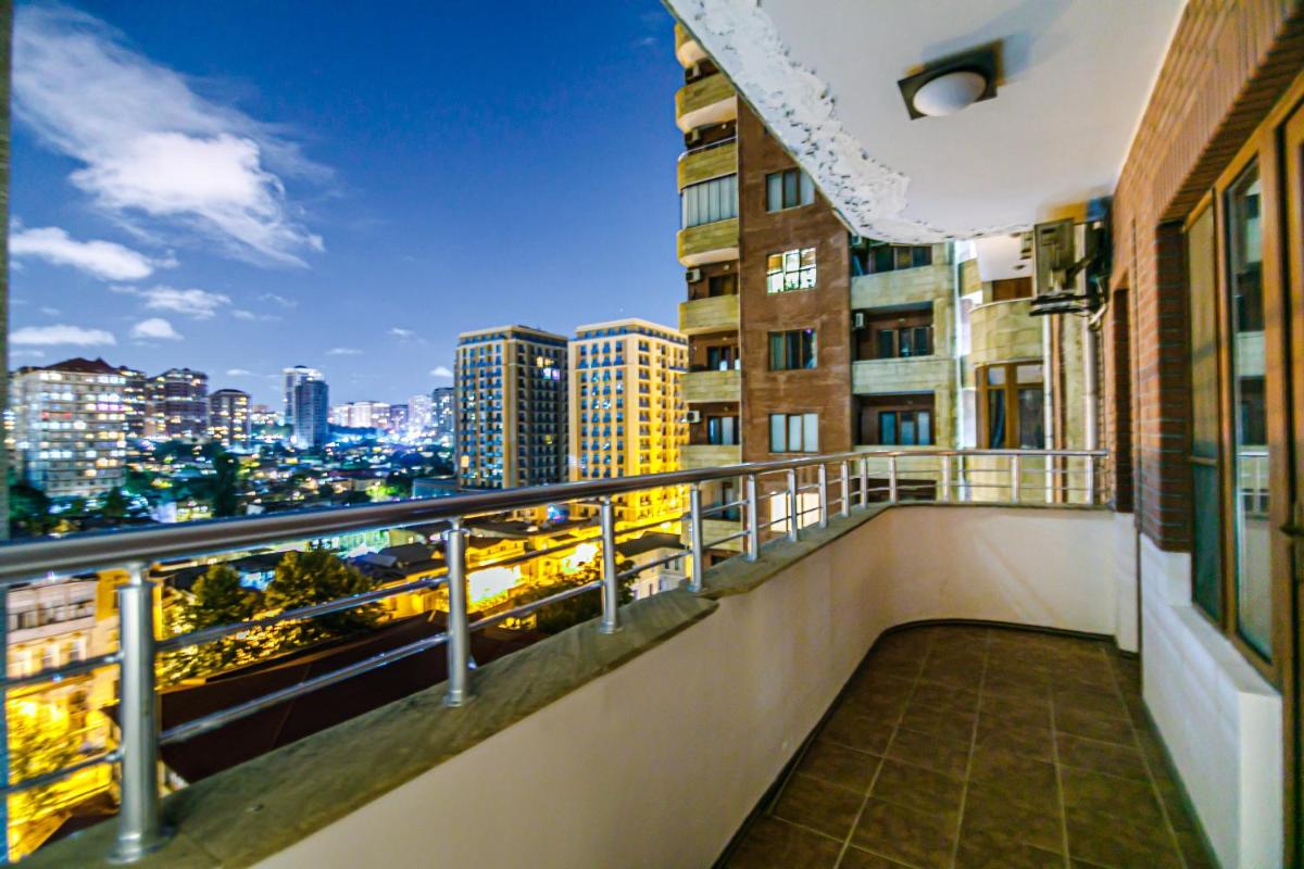 Image 5 of Near Marriot Courtyard 4 bedroom