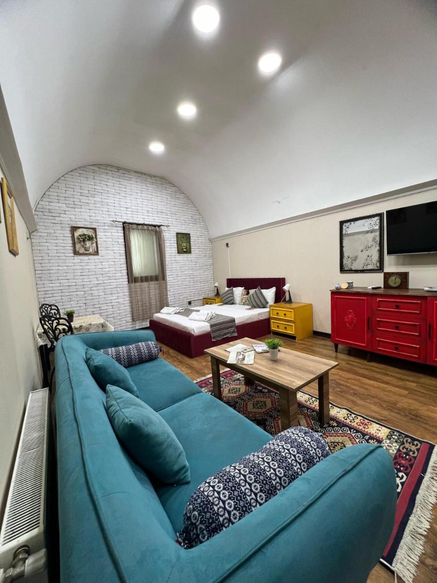 Image 4 of Old Baku Apartment