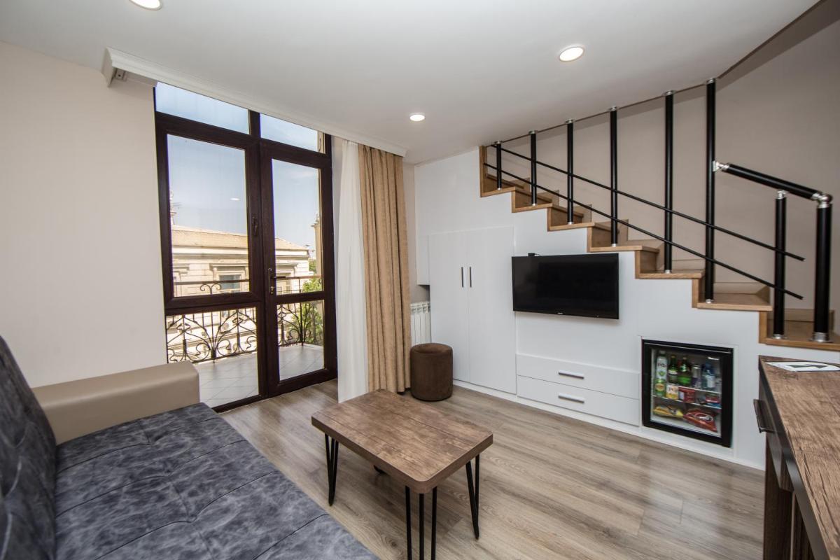 Image 4 of Passage Modern Hotel