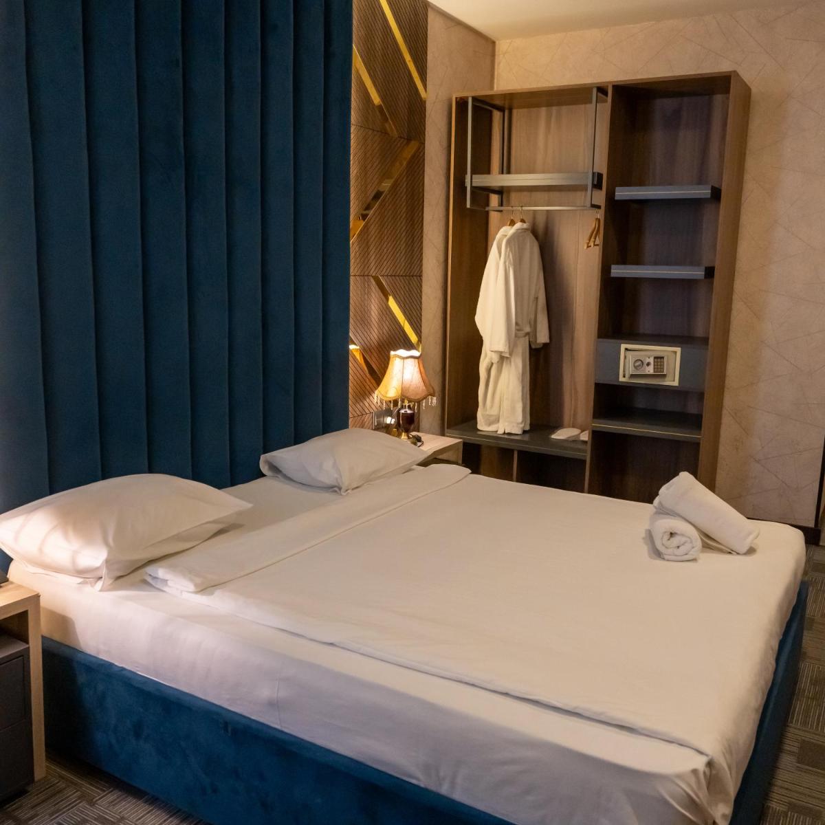 Image 3 of Piano Suites Baku