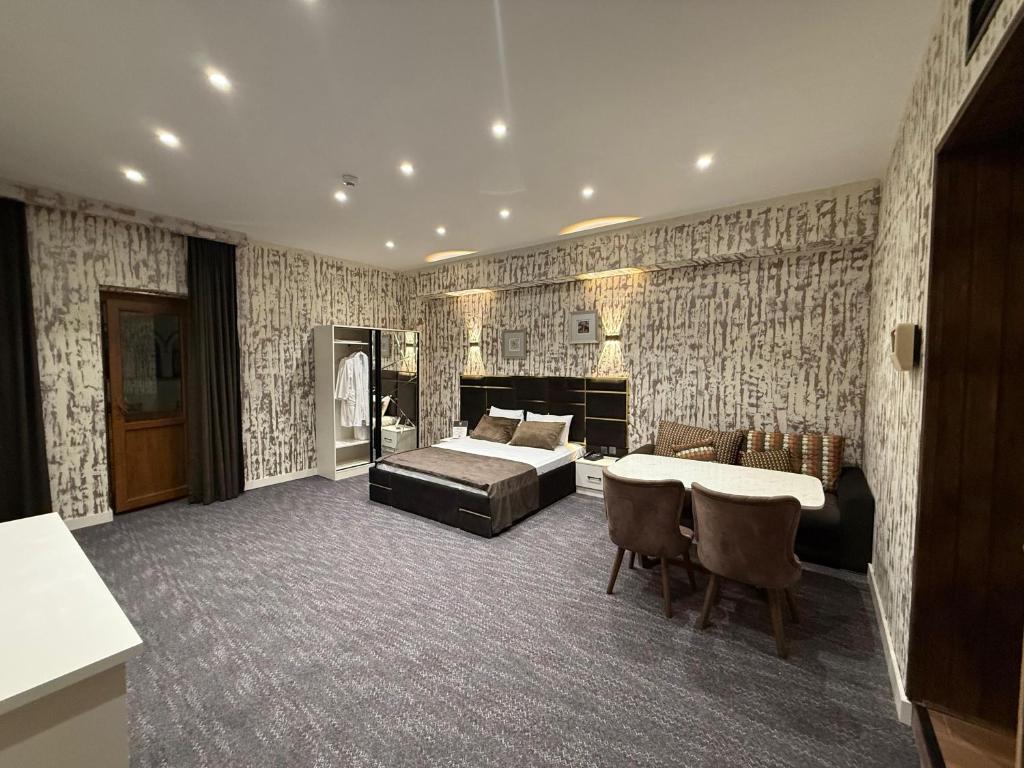 Image of Premier Mont inn Hotel