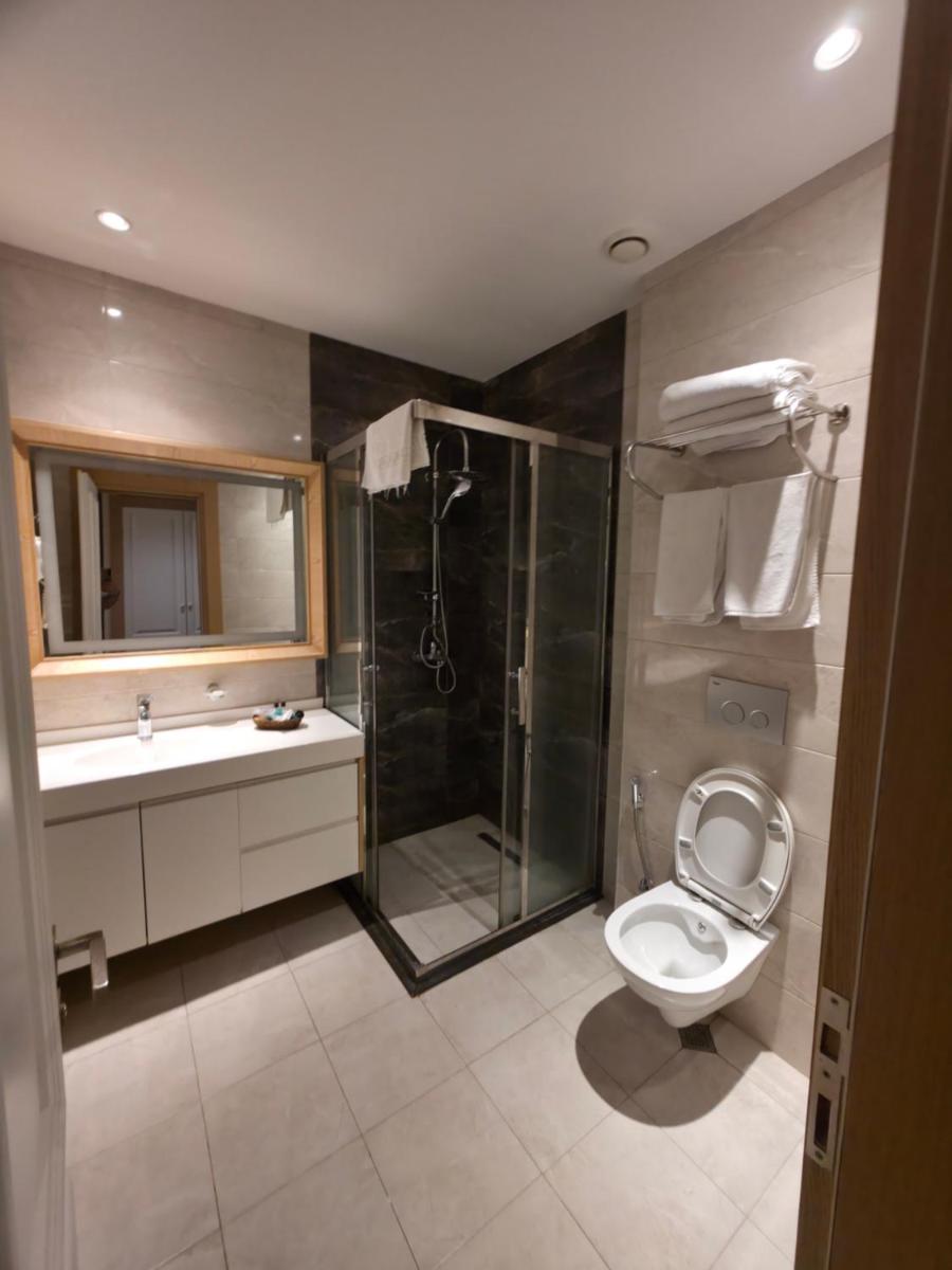 Image 2 of Regal Hotel Baku