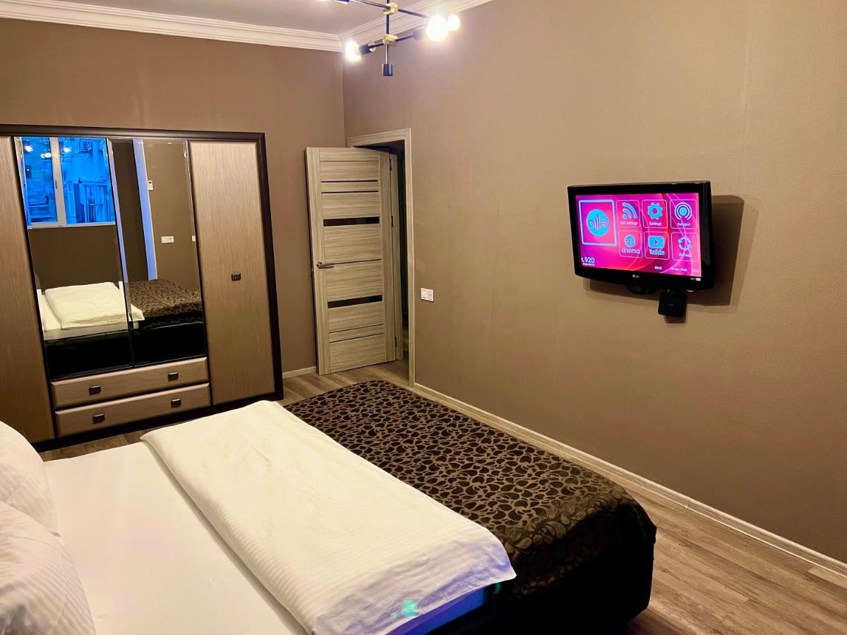 Image 3 of SHAH INN Panoramic Apartments City Center Принимаем карты МИР
