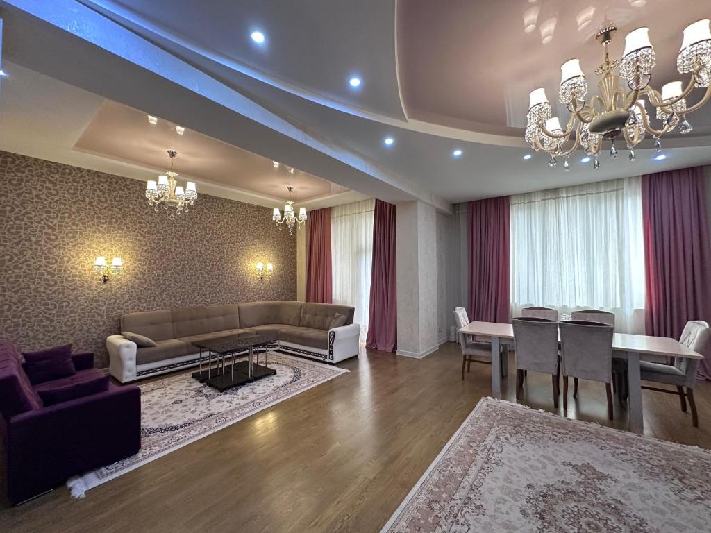 Image of Saphire apartment by Bakuapart