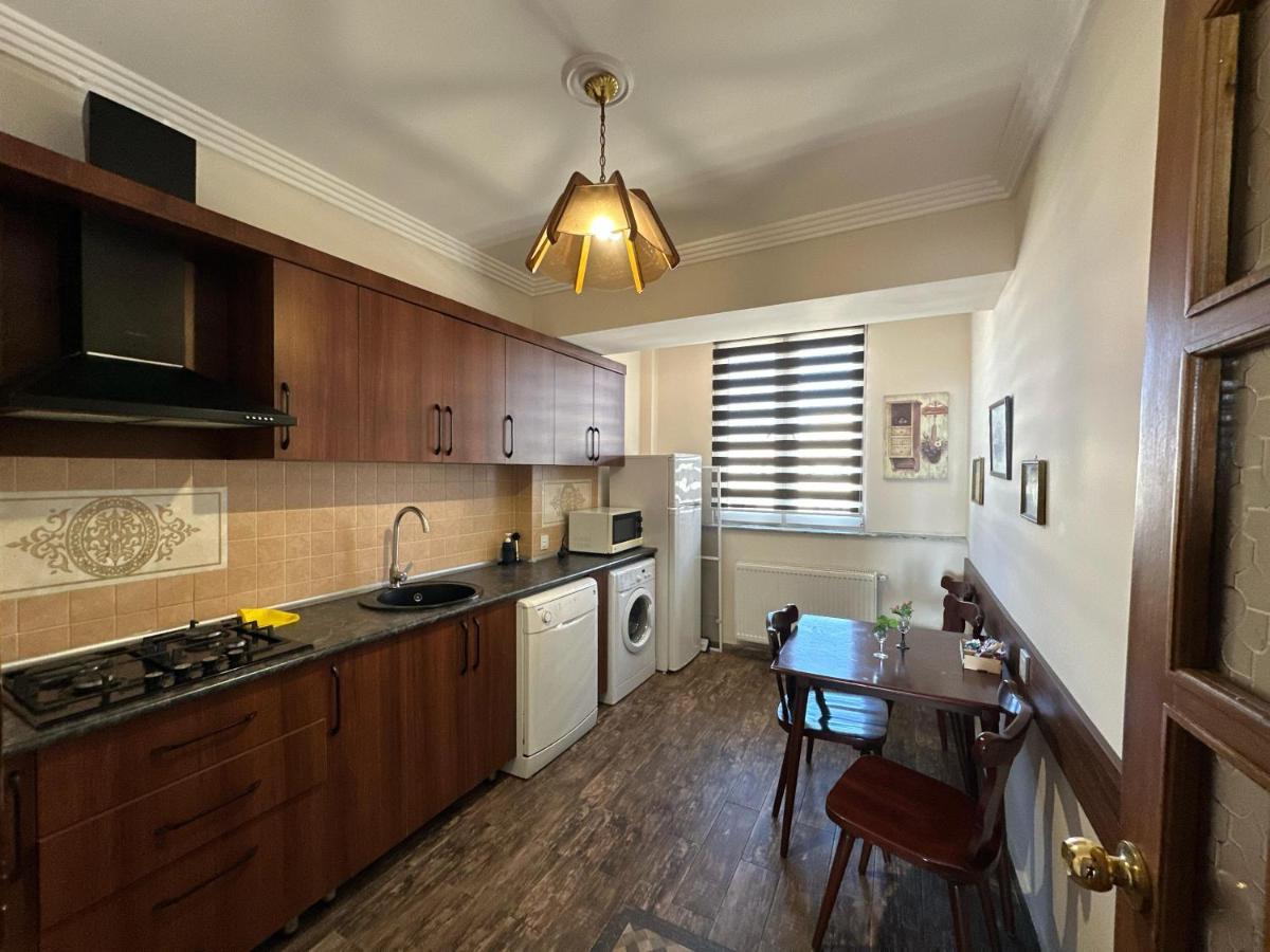 Image 3 of SeaShell apartment by Bakuapart