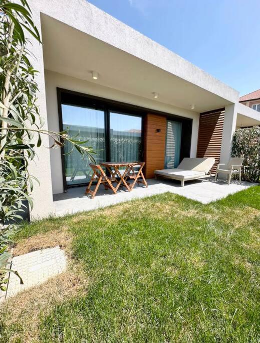 Image 5 of Sea Breeze White Villa