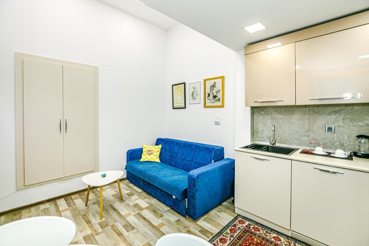 Image 2 of Seaside Apartment