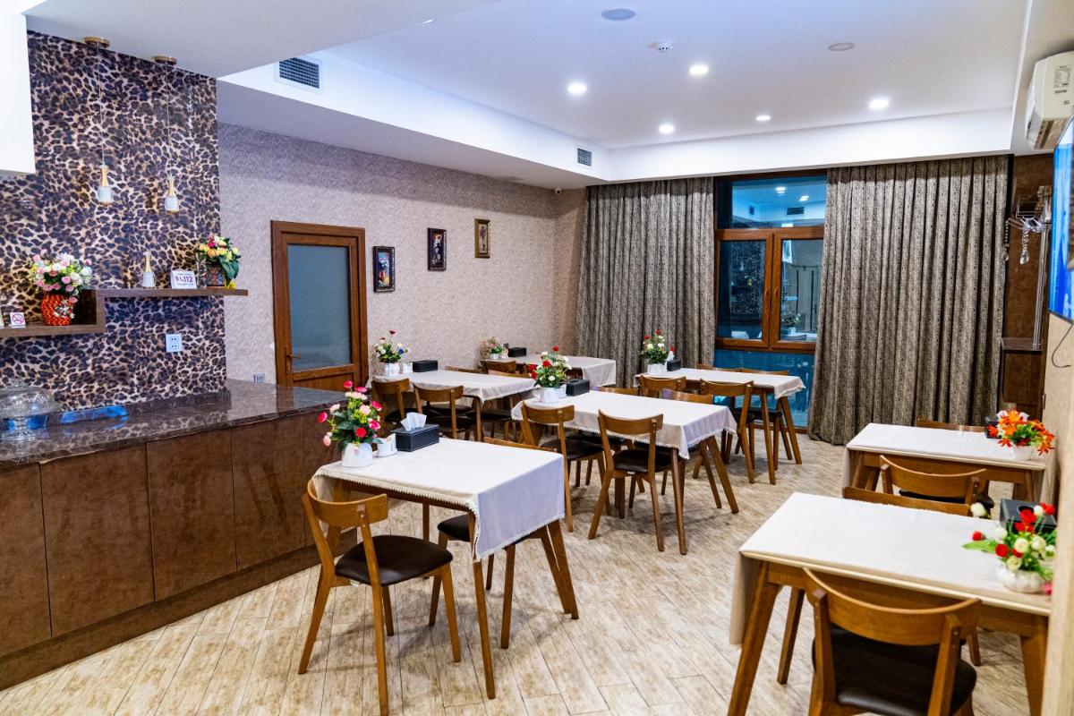 Image 3 of Sebail Inn Hotel Badamdar