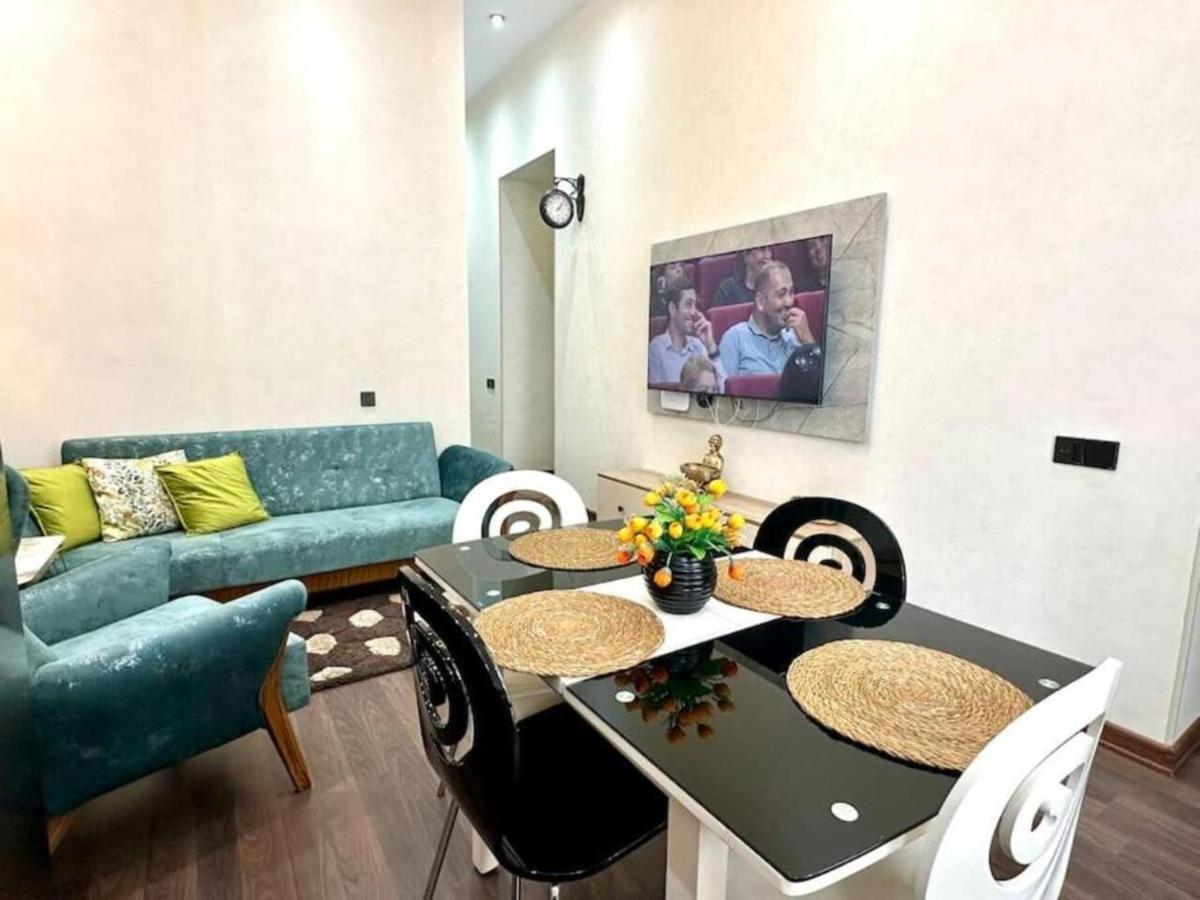 Image 4 of Stylish Urban Apt at the center