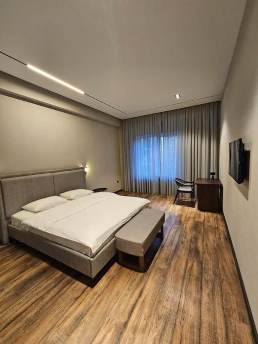 Image 1 of Stylish White City residence