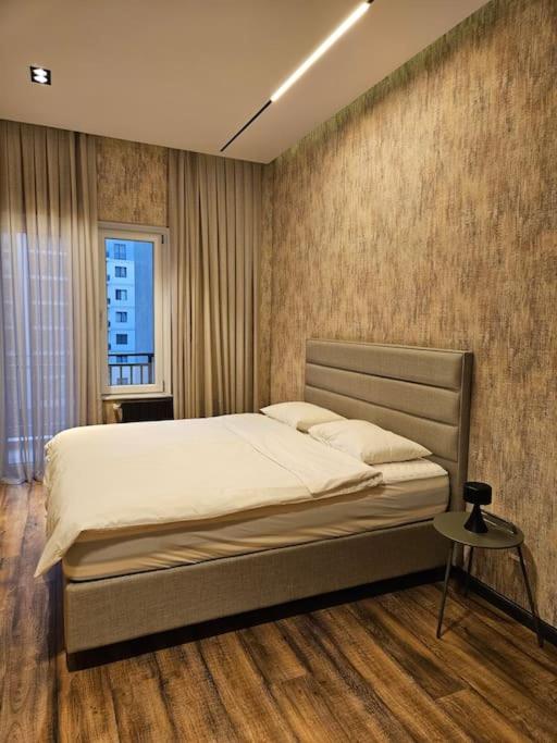 Image 6 of Stylish White City residence