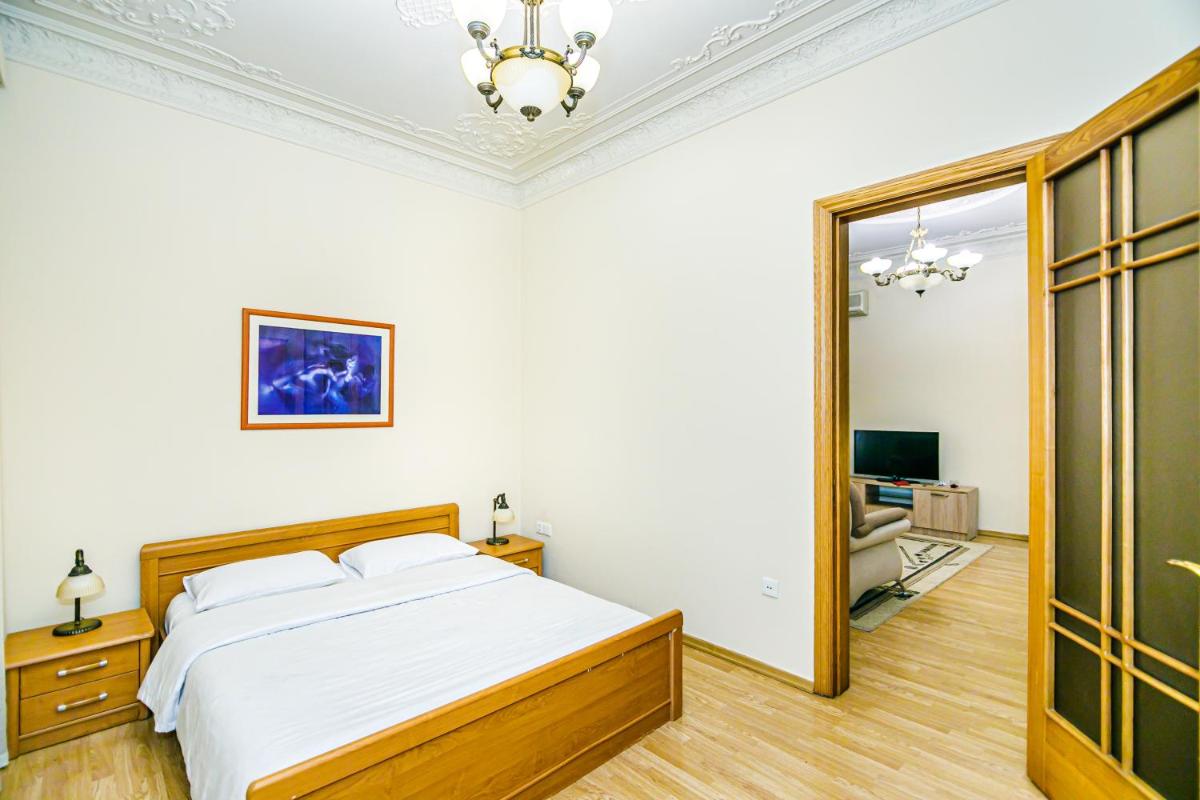 Image 6 of Tranquil Green Corner One Bedroom