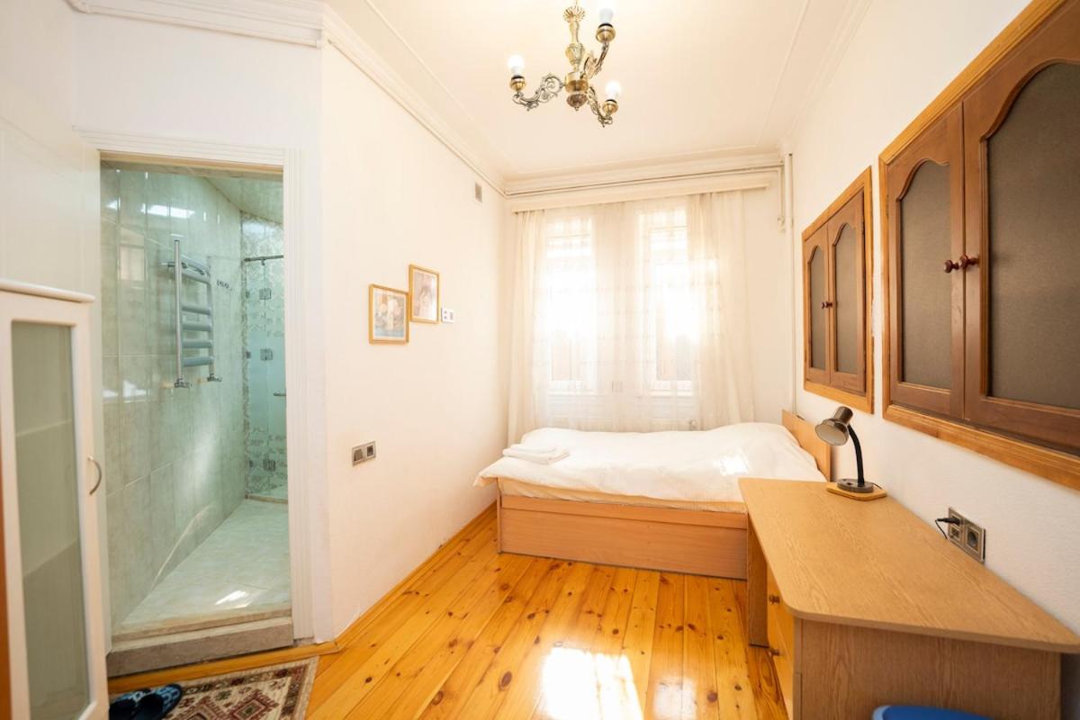 Image 2 of Unique stay in Old Town