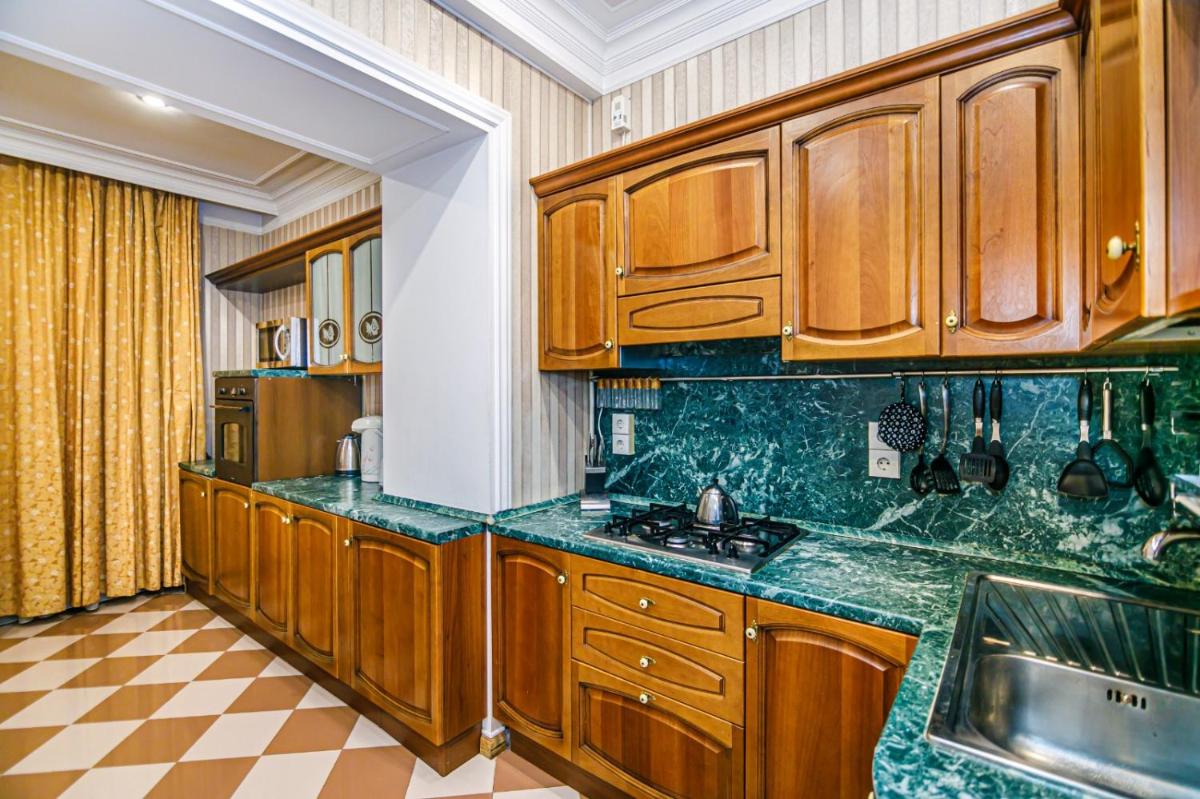 Image 2 of VIVA Apartment