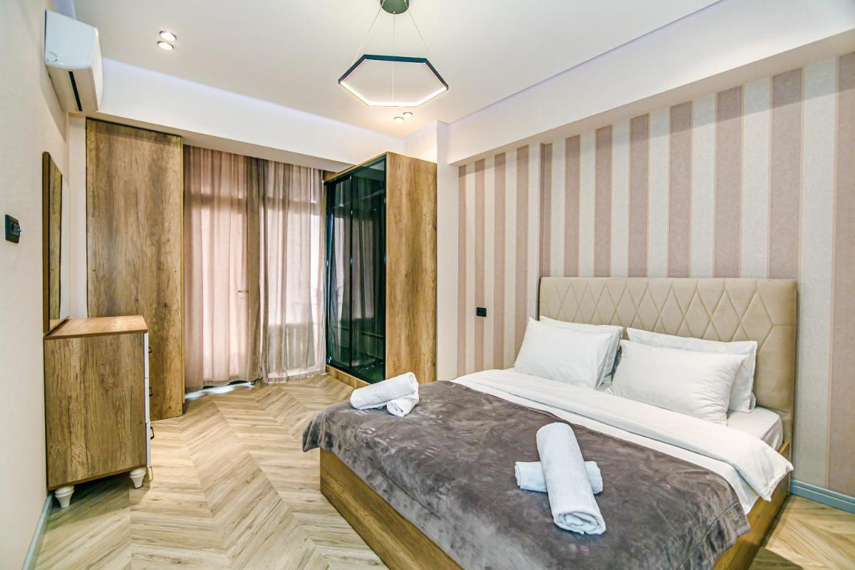 Image 1 of White Tower Apartment